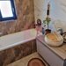 Gulia, casa 4 camere parter, 107 mp utili, curte 500, intre 2 paduri